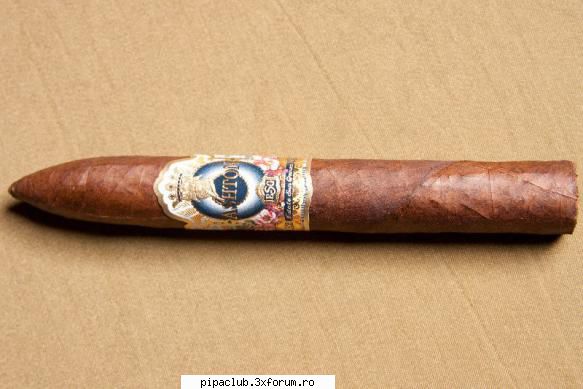 Review: Ashton Estate Sun Grown 22 Year Salute - Aspect & Construcţie: Ashton ESG este un - Dominicane