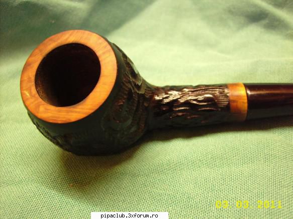 a doua pipa 

  doua pipe pe okazii.ro