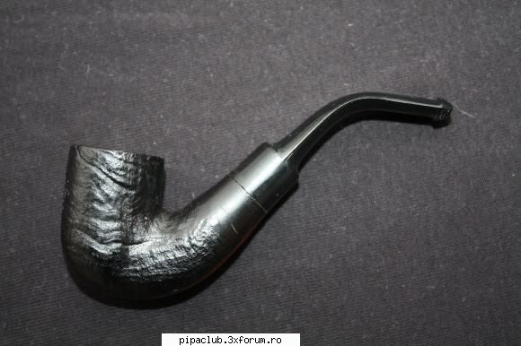 pipa veche de colectie - Vand pipa veche de colectie,din lemn.Pret 60 lei - Vanzari pipe si accesorii