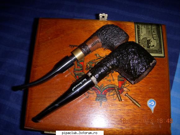 vand 2 pipe briar - Va salut cu respect !! pret 40 ron + cadou - Vanzari pipe si accesorii