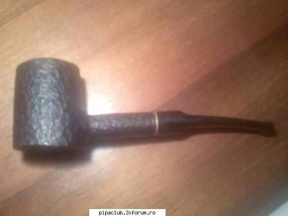 vand pipe - pipa dreapta este o Savinelli Roma pipa a doua - Vanzari pipe si accesorii