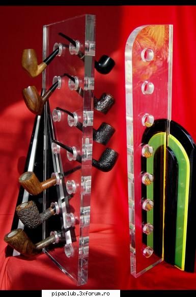 vitrine pentru pipe... - O idee interesanta pentru depozitarea pipelor la - Vanzari pipe si accesorii